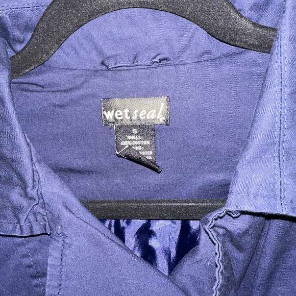 ✨Free with any purchase✨ Wetseal navy blue jacket size small - Picture 5 of 5